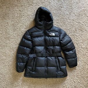The North Face Nuptse Belted Mi-Length Jacket